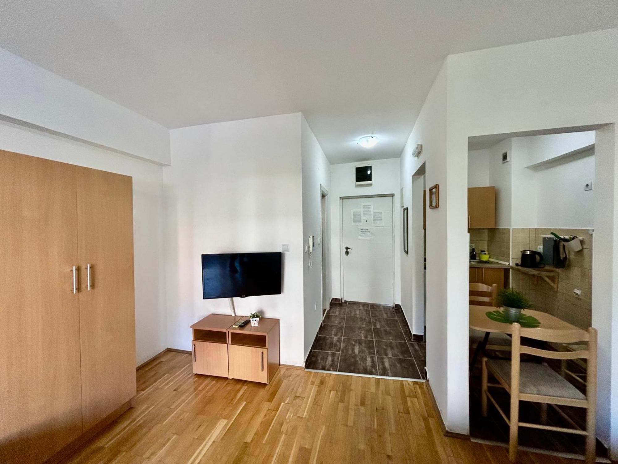 Apartments Mitende Budva Room photo