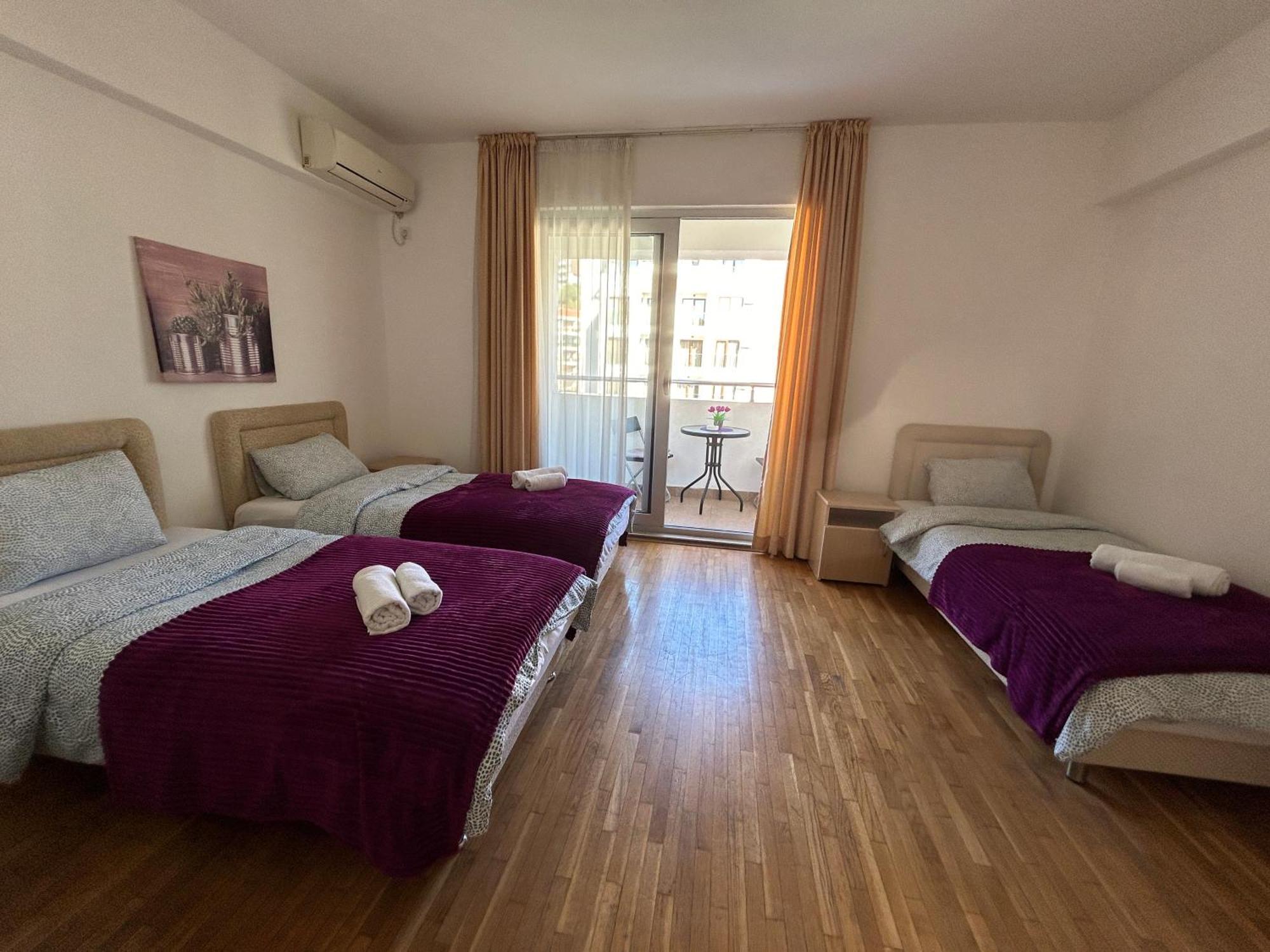 Apartments Mitende Budva Exterior photo